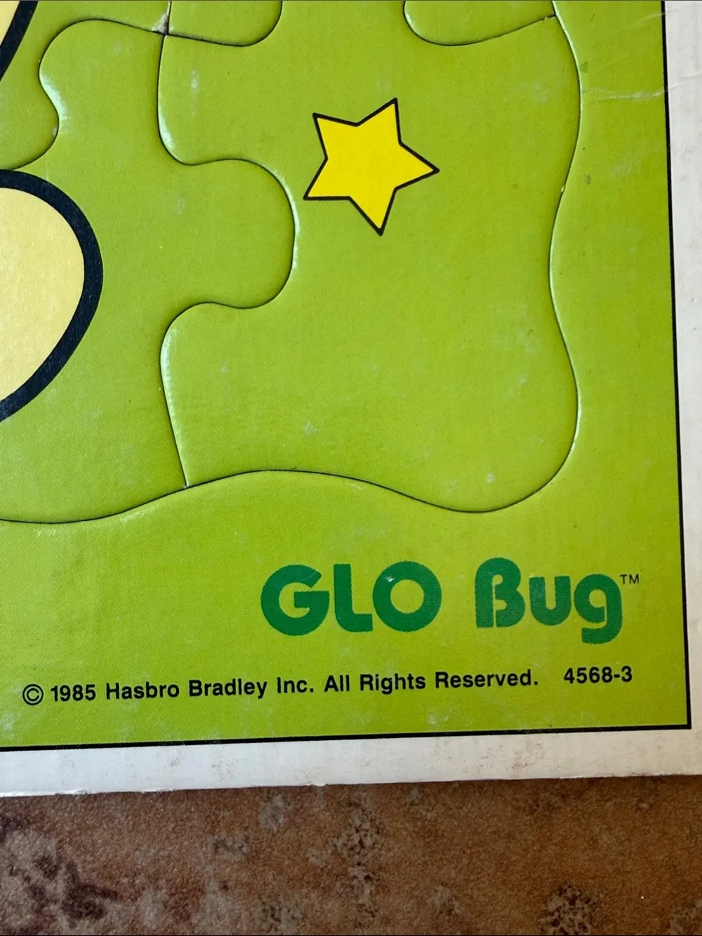 Vintage 1985 GLO Friends GLO Bug cardboard tray puzzle GLO Worm 25 pc